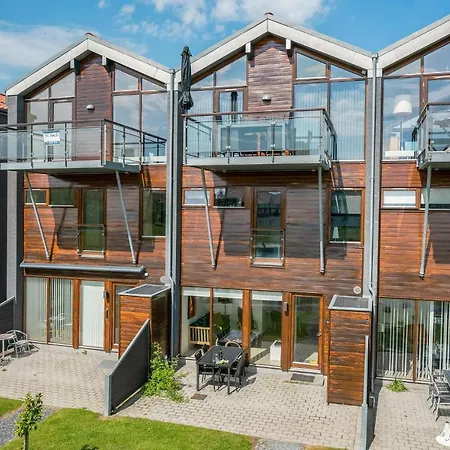 2 Bedroom Gorgeous In Bogense