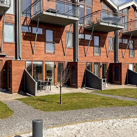 2 Bedroom Gorgeous In