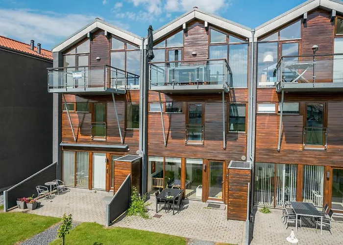 2 Bedroom Gorgeous In Bogense