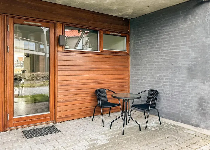 2 Bedroom Gorgeous In Lejlighed Bogense